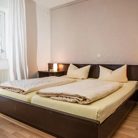 Landgasthof Zum Sternen 3* موس